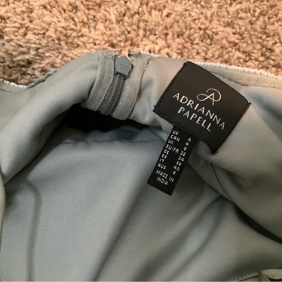 Adrianna Papell Sage Green Gray Aida Beaded Tulle Gown Prom Dress Sz 4 Formal - Picture 5 of 14